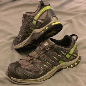 Salomon XA Pro 3D men's size 10 hiking shoe